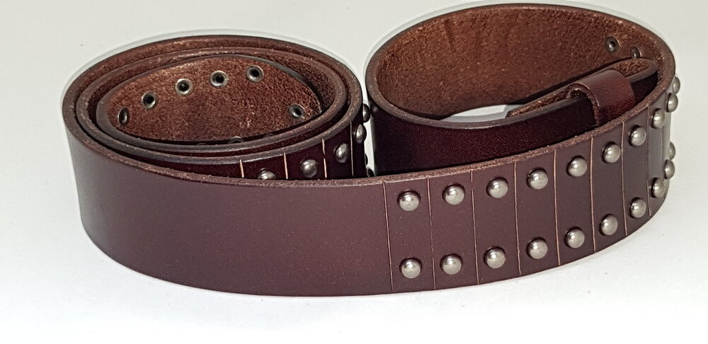 Donker bruine Leren Riem ronde studs - Zonder Buckle/Gesp 100% Nederlandse Kwaliteit Leer 