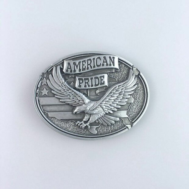 Oval Western Fly Eagle Vintage Belt Buckle.jpg