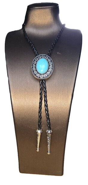Vintage metalen licht blauwe hoed Bolo Tie Halsketting